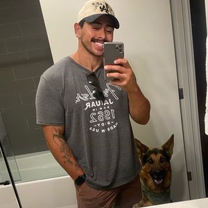 Meet your Posher, Tristan d.